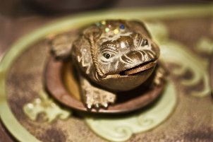 Амулет-жаба на късмет и богатство